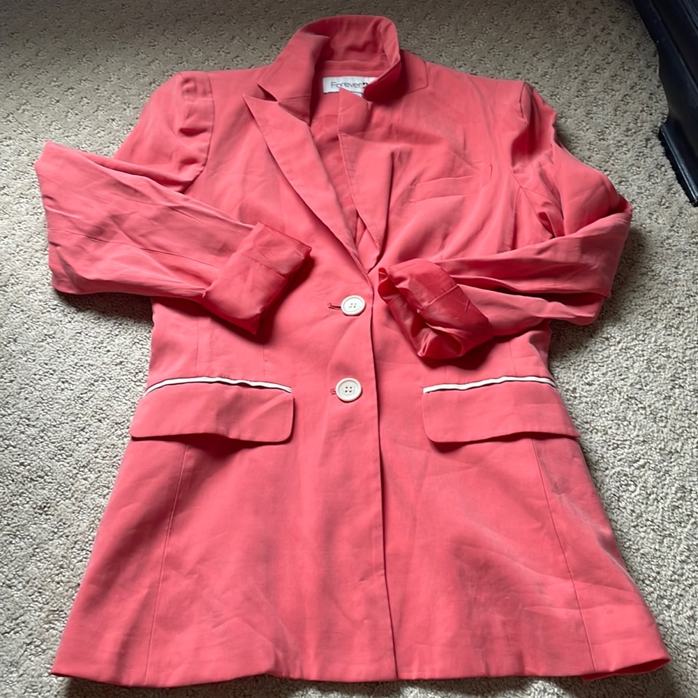 Padded shoulders coral blazer